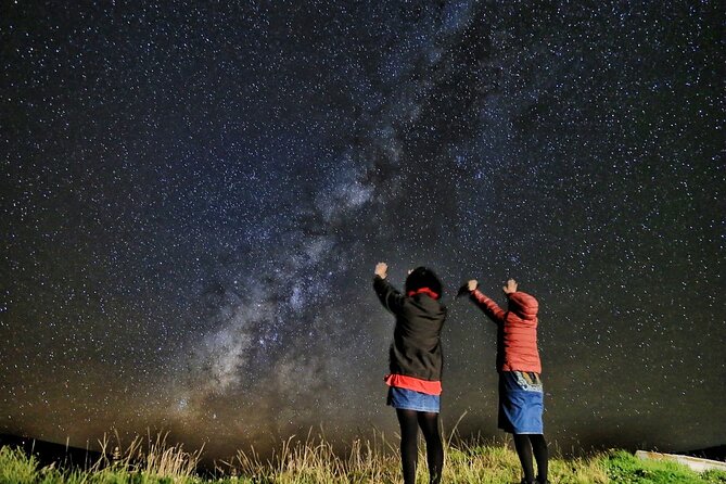 Small Group Big Island Twilight Volcano and Stargazing Tour - Sweet bread and malasadas at Punalu’u Bake Shop