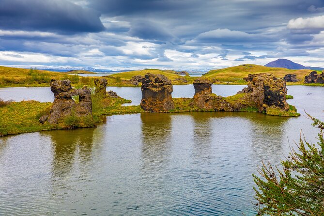 Small-Group Lake Mývatn Tour from Akureyri - Grjótagjá is small but full of volcanic drama