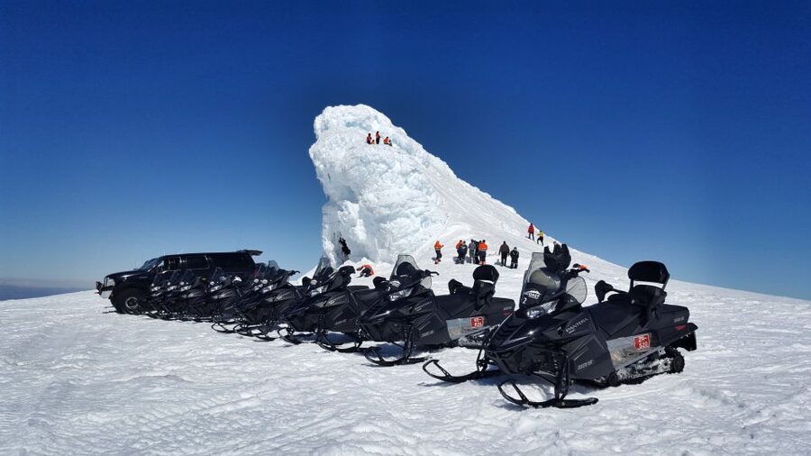 Snowmobiling on Eyjafjallajökull – The Summit of Adventure - Who should book this glacier ride