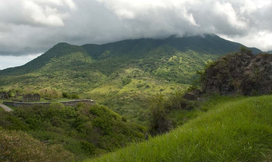 St. Kitts: Volcanic Hike Tour - Reaching the volcanic crater