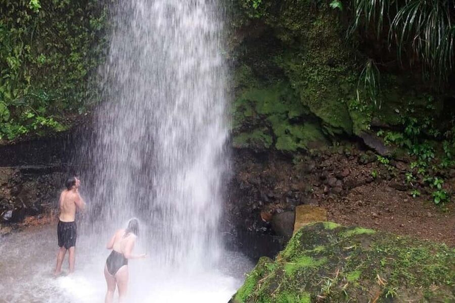 St. Lucia: Sulphur Springs Mud Bath and Toraille Waterfall - The Sulphur Springs mud bath is the main event