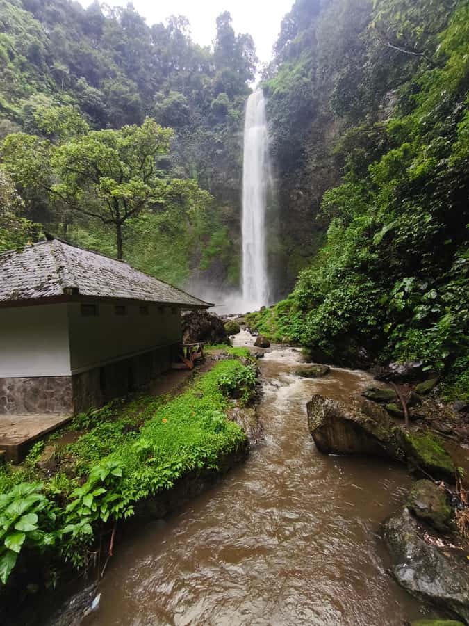 Start 10am Bandung Group Tour Volcano, Waterfalls, Hotspring - What to pack and how to prepare