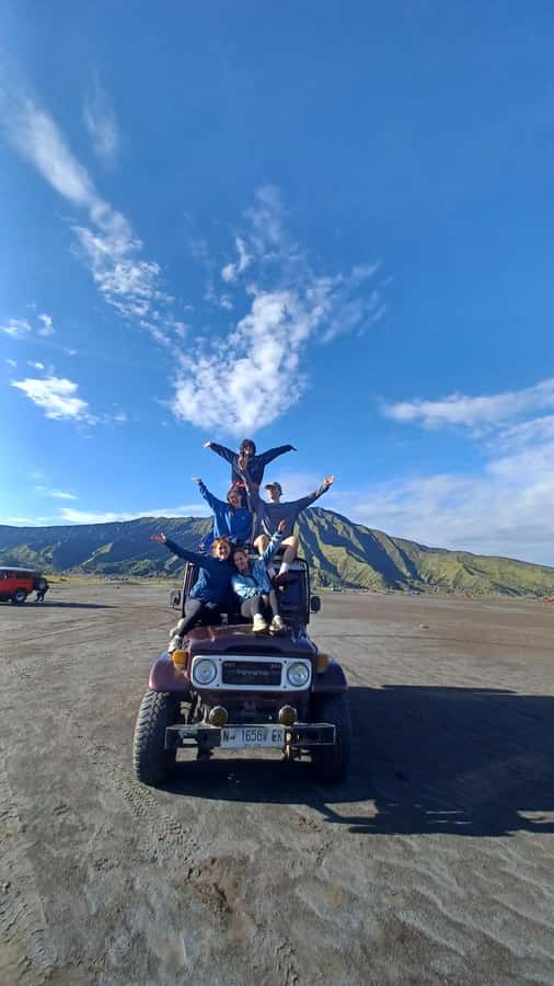 Start: Malang! Bromo Sunrise and Ijen 2D/1N Share Tour - Ferry to Bali and the final transfer