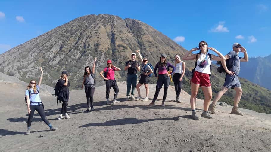 Start Probolinggo: Mount Bromo Sunrise Shared Guided Tour - Timing the return to Probolinggo