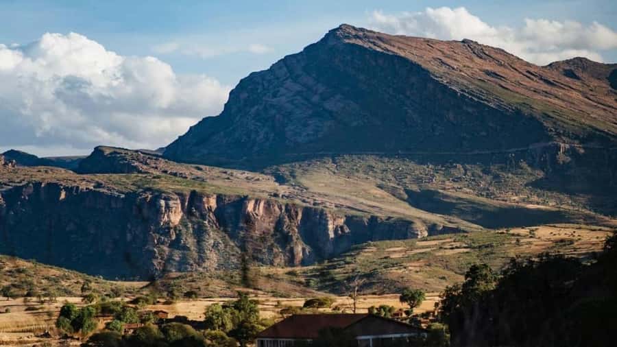 Sucre: 2 days trek in Inca Trails and the Crater de Maragua - Morning in the crater and the climb to the viewpoint