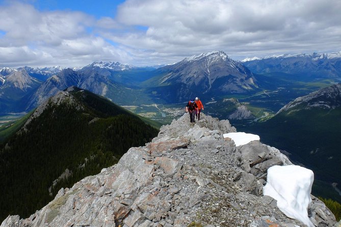 Sulphur Mountain Highline Trek in Banff - Who should book the Highline Trek?