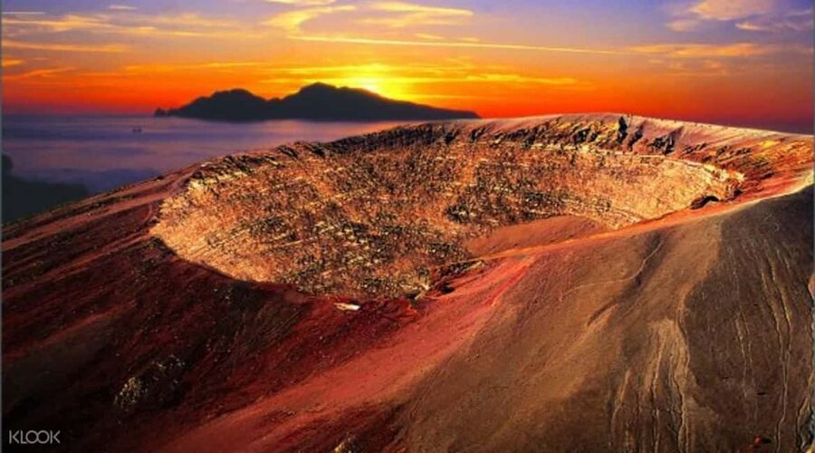 Sunset tour: Mount Vesuvius Entry + Transfer - From Pompeii to the slopes of Vesuvius