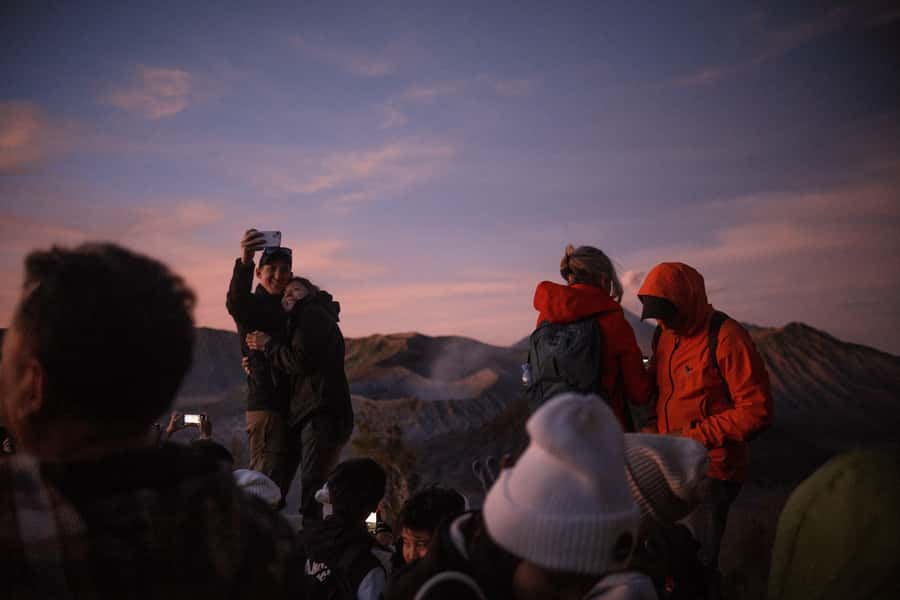 Surabaya/Malang : Mount Bromo and Tumpaksewu Waterfall Tour - Cancellation and booking flexibility