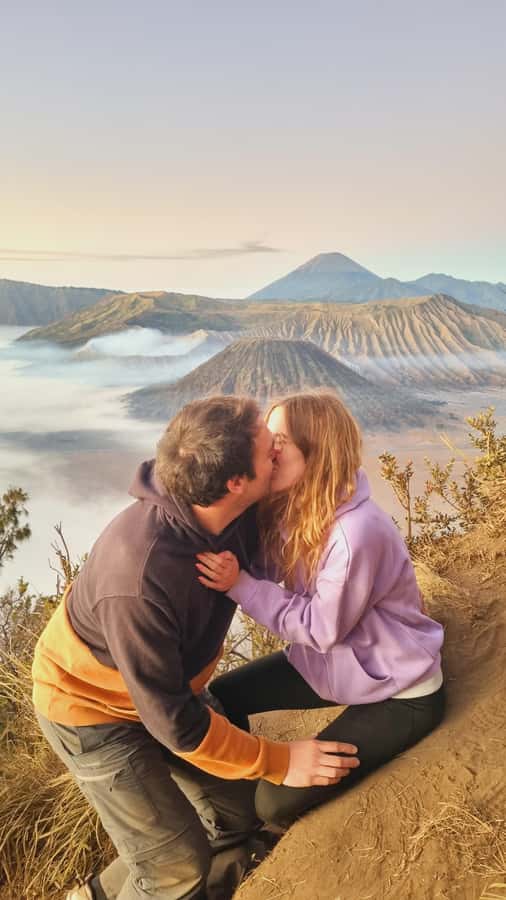 Surabaya: Mount Bromo Sunrise Efficient 1 Day Tour - The Jeep ride into Bromo Tengger Semeru National Park
