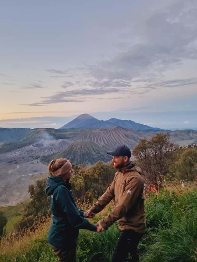 Surabaya: Mount Bromo Sunrise Efficient 1 Day Tour - Crossing the volcanic sea of sand