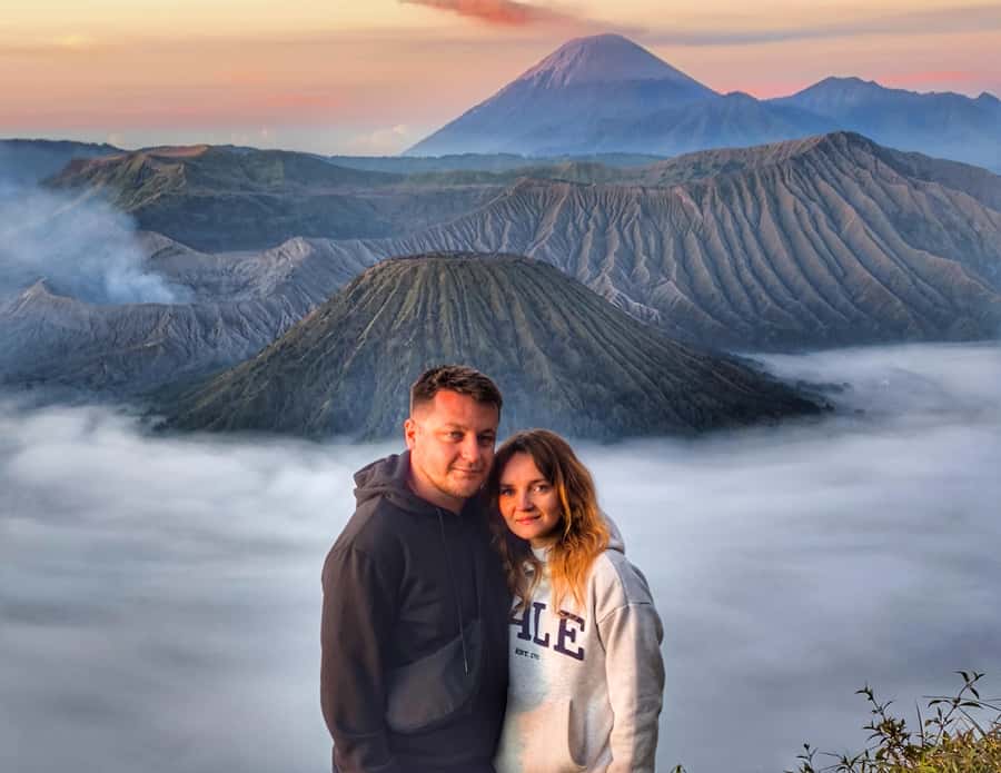 Surabaya: Mount Bromo Sunrise Shared Tour all Included - Why the Bromo sunrise is worth the early start