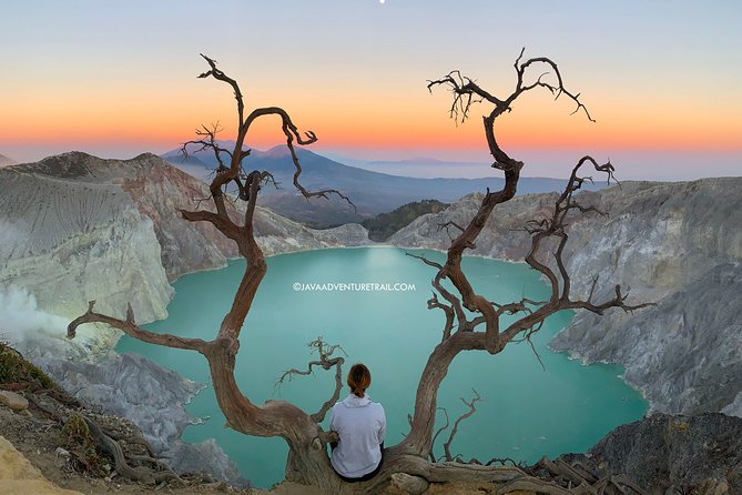 Surabaya - Mount Bromo – Tumpak Sewu Waterfall – Ijen Bluefire Tour - Bali 4d3n - Day 4: Ijen Crater and the Blue Fire Update