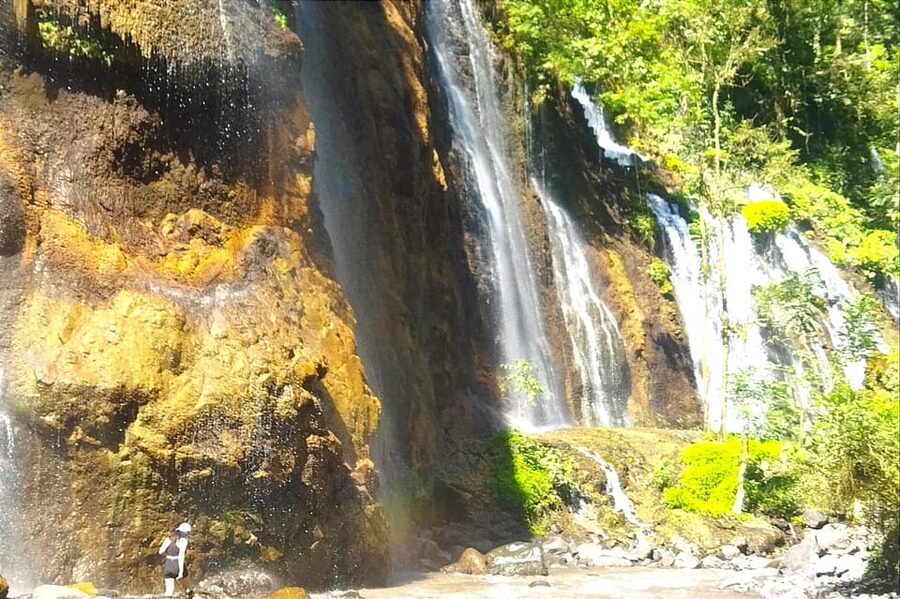 Surabaya or Malang : Bromo, Tumpaksewu waterfall in 2 days - The 2 AM Jeep ride to Penanjakan