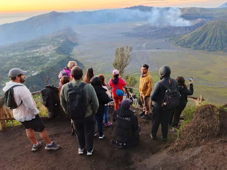 Surabaya or Malang: Mount Bromo Sunrise Share Guided Tour - Sunrise from Penanjakan, Kingkong Hill, or Bromo Love Hill