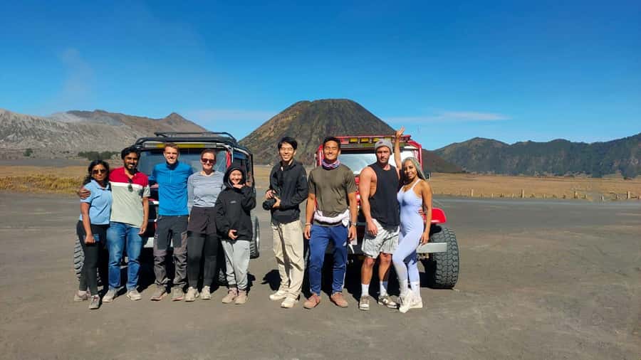 Surabaya or Malang: Tumpak Sewu Bromo & Ijen 3-Day Trip - Day 2: Bromo by jeep, sunrise, and volcanic sand