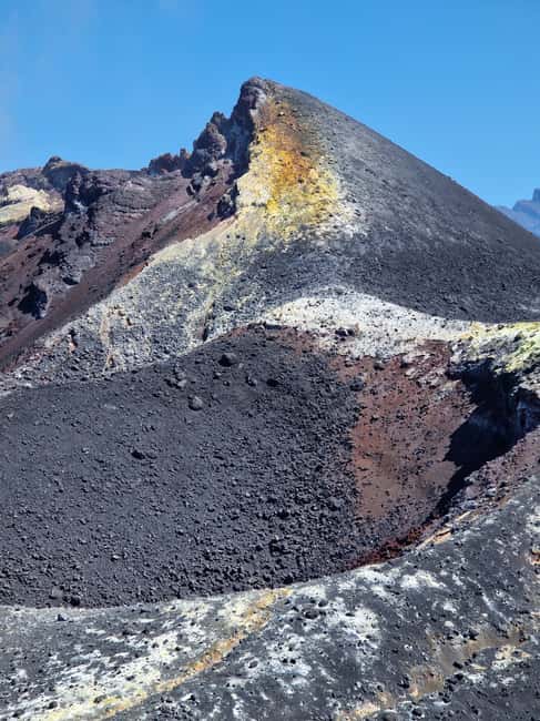 Tajogaite Volcano: the official route with a certified local guide - Why Tajogaite feels different from a normal volcano walk