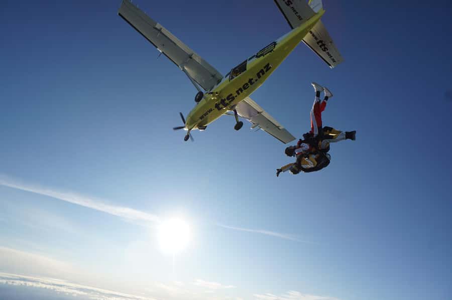 Tandem Skydive Experience in Taupo - Why Taupo is a memorable place to skydive