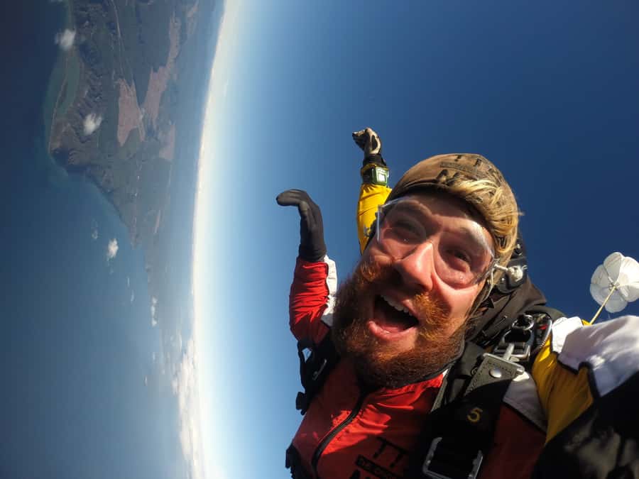 Tandem Skydive Experience in Taupo - Safety, age, weight, and health rules