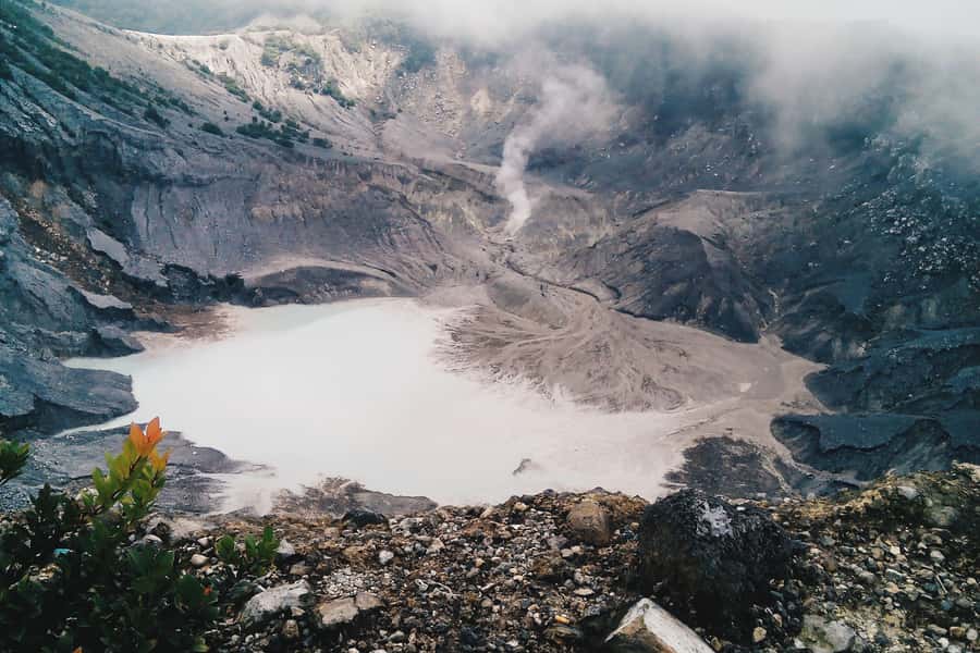 Tangkuban Perahu Crater Tour from Bandung - Key points to know before booking
