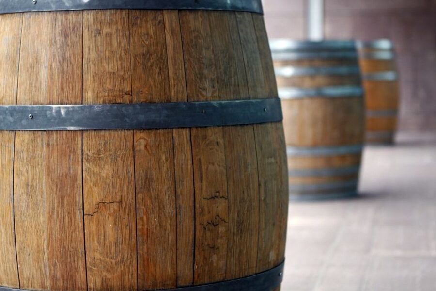 Taormina: Guided Etna Wine Tasting Half-Day Tour - The 75-minute ride toward Linguaglossa