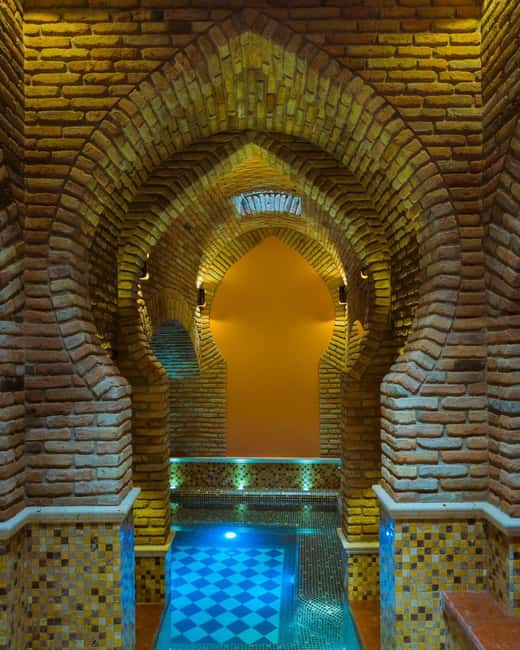 Tbilisi: Luxury Sulfur Bath Ritual with Pickup & Wine - The short Old Town stop adds useful context
