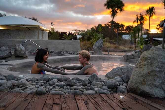Te Puia & Hells Gate incl. Mud Spa Experience Private Tour - The return to Auckland