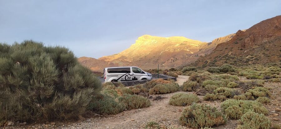 Teide National Park and Vilaflor - Roques de García and the classic Teide photograph