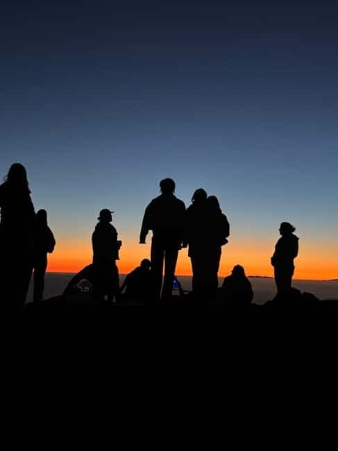 Teide: Small Group Sunset Adventure with Picnic & Stargazing - Stargazing after the light fades