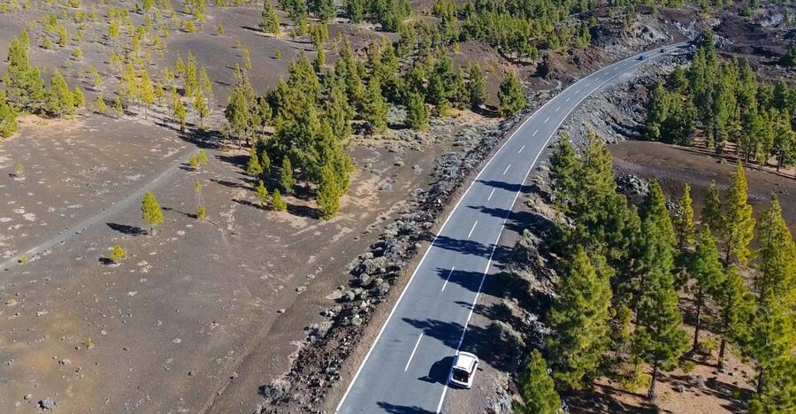Tenerife: Mount Teide Quad Tour in Tenerife National Park - Climbing toward Teide at 2,000 meters