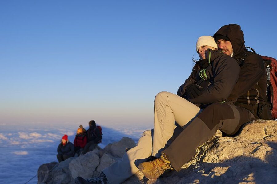 Tenerife: Mount Teide Sunset and Stars Tour with Cable Car - Reaching Teide National Park after dark