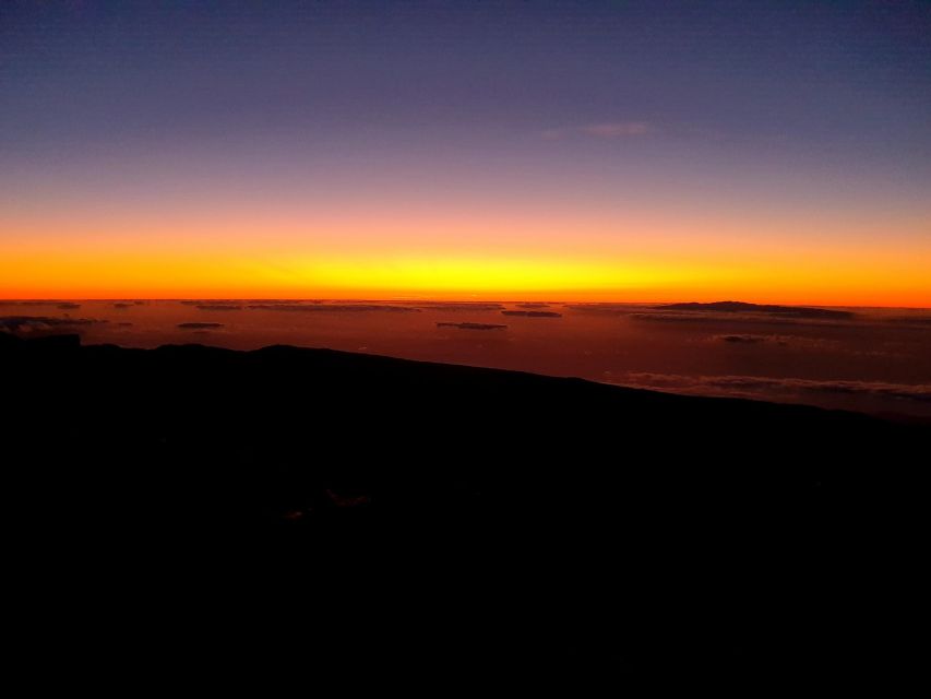 Tenerife: Teide Peak Hiking 3715m - Price, group size, and what you receive
