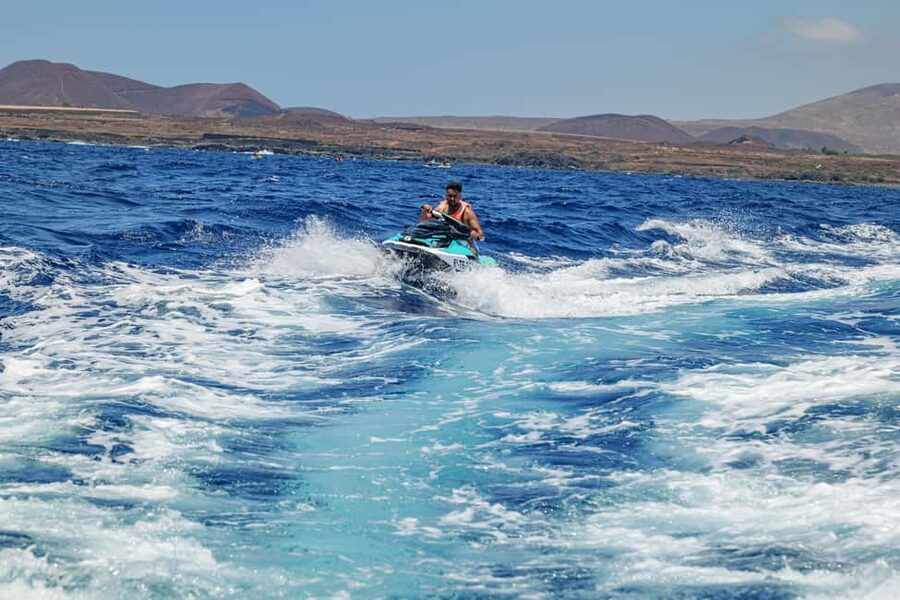 Tenerife: Water Jet-Ski / Teide Volcano Quad Safari Combo - Languages and the guiding experience
