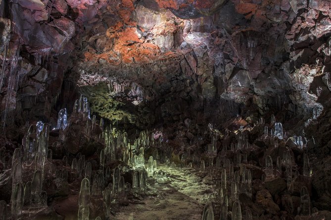 The Lava Tunnel Tour - Raufarhólshellir - Practical clothing and timing advice