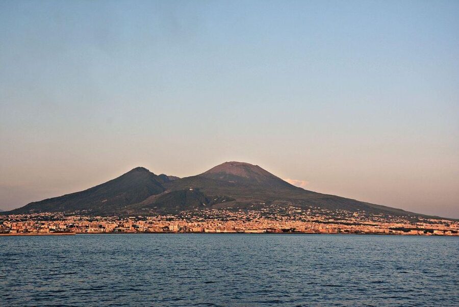 TICKET VESUVIUS SKIP THE LINE WITH SUPPORT ASSISTANCE - Meeting at Rifugio Imbò in Ercolano