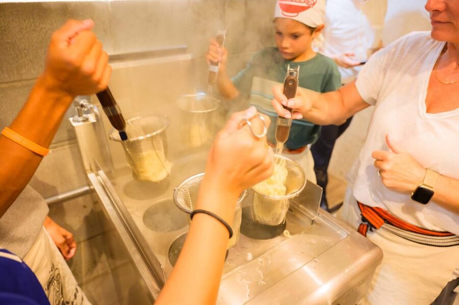 Tokyo: Mount Fuji and Hakone Full Day Tour with Ramen Making - Who will get the most from this tour