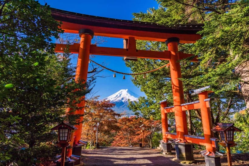 Tokyo: Mount Fuji and Hakone Full Day Tour with Ramen Making - Meeting the group near Shinjuku