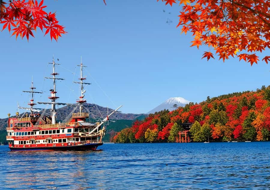 Tokyo: Mount Fuji Views and KABA Amphibious Bus Day Tour - What the guides add to the day
