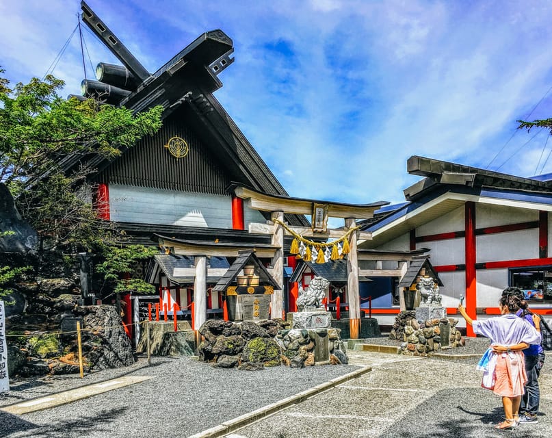 Tokyo Mt Fuji 5th St & Hakone Cruise Bus Tour w/Bullet Train - What weather can change