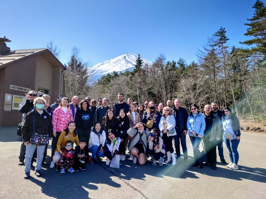 Tokyo: Mt. Fuji 5th Station & Hakone Cruise 1-Day Bus Tour - Lake Ashi cruise and the floating torii gate