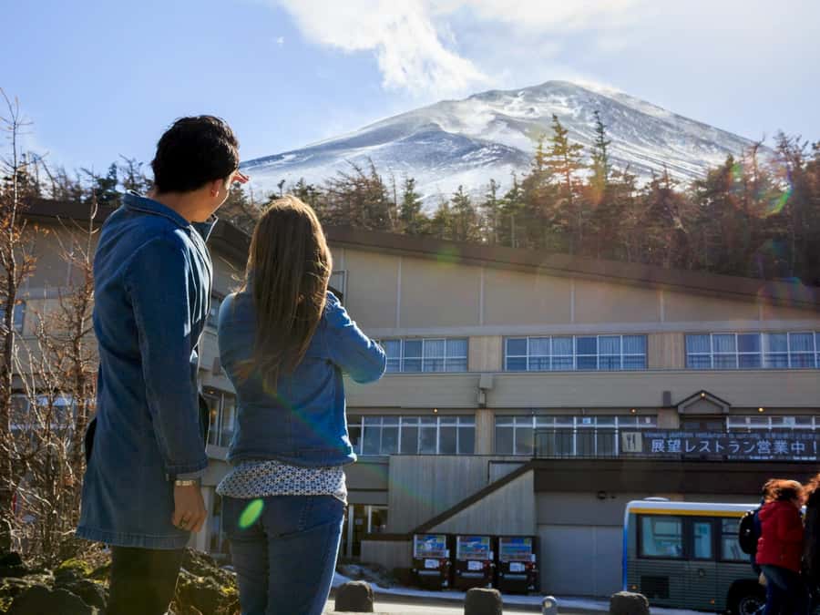 Tokyo: Mt. Fuji 5th Station, Kawaguchiko Tour w/ Cable Car - Getting to Toranomon Hills Bus Terminal 1