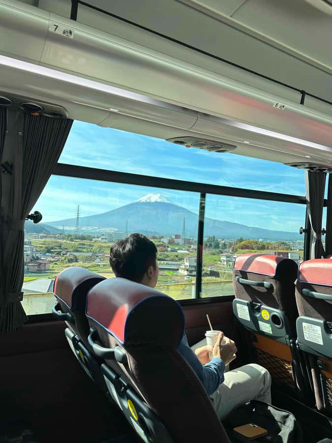 Tokyo: Mt Fuji Area Guided Tour with Traditional Lunch - Oshino Hakkai as the alternate mountain stop