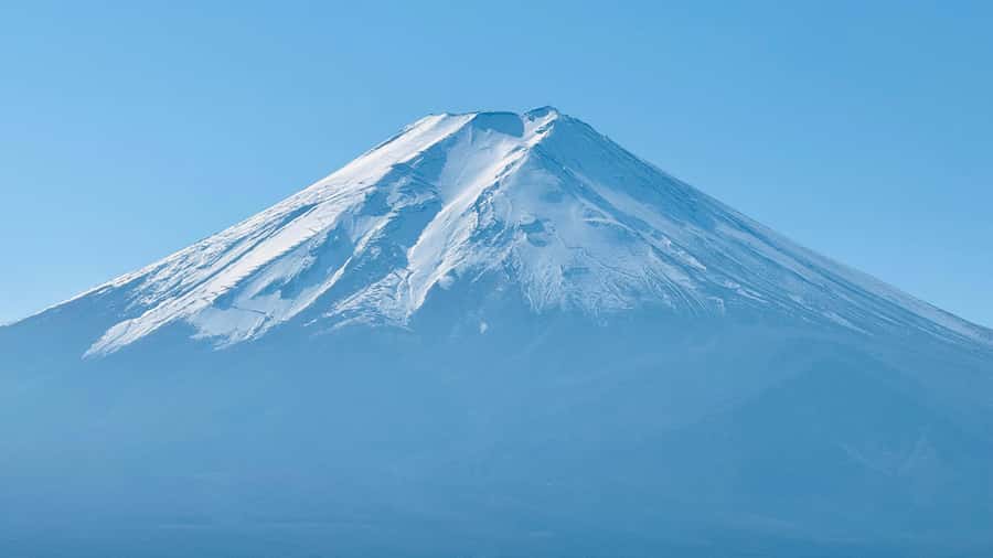 Tokyo/Yokohama: Mt. Fuji and Hakone Private Day Tour - Hakone Shrine and Lake Ashi set a different mood