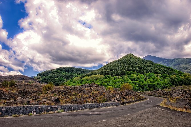 Tour Etna & Wine Tasting - The guides make the difference
