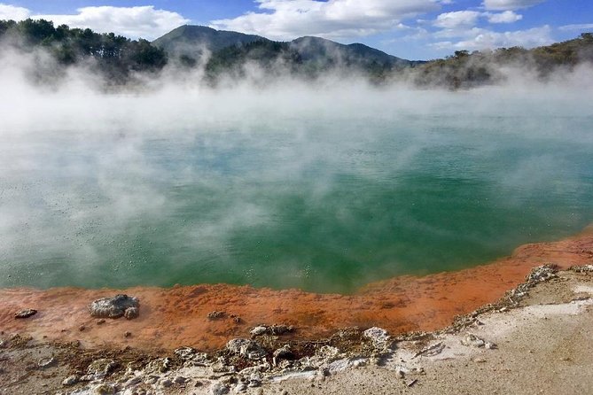 Volcanic Rotorua Day Trip from Auckland - Why Waimangu makes the long day worthwhile