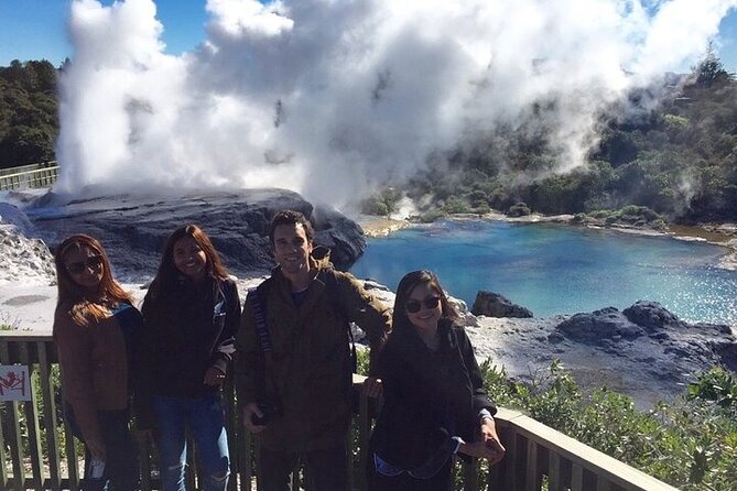 Waitomo Glow Worm Caves & Te Puia - Rotorua's Geothermal Valley - Kiwi viewing at Te Puia
