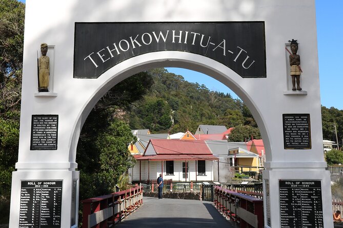 Whakarewarewa Village Guided Tour - What the one-hour walk includes