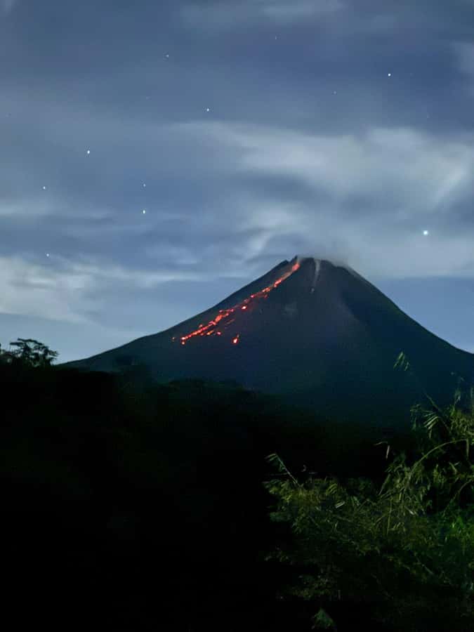 Yogyakarta: Merapi Volcano Lava View with Turgo Hill option - Leaving Yogyakarta after dark